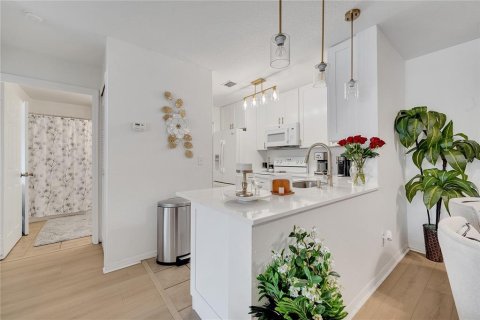 Copropriété à vendre à Orlando, Floride: 2 chambres, 93.18 m2 № 1733558 - photo 27