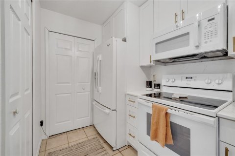 Copropriété à vendre à Orlando, Floride: 2 chambres, 93.18 m2 № 1733558 - photo 30