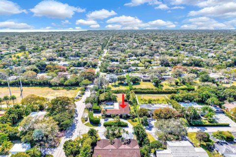 House in Palmetto Bay, Florida 4 bedrooms, 245.82 sq.m. № 2041054 - photo 27