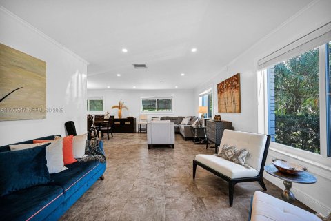 House in Palmetto Bay, Florida 4 bedrooms, 245.82 sq.m. № 2041054 - photo 13