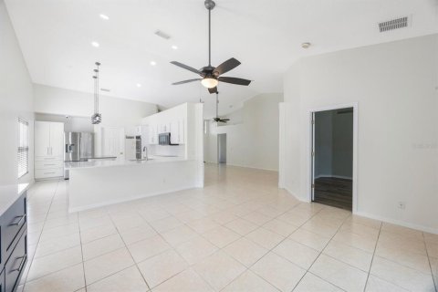 House in Bradenton, Florida 3 bedrooms, 151.99 sq.m. № 1825248 - photo 27