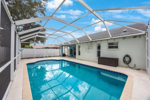 House in Bradenton, Florida 3 bedrooms, 151.99 sq.m. № 1825248 - photo 16