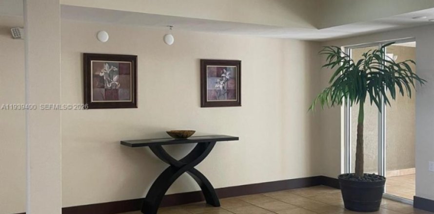 Кондоминиум с 1 спальней в Катлер-Бей, Флорида № 2005890