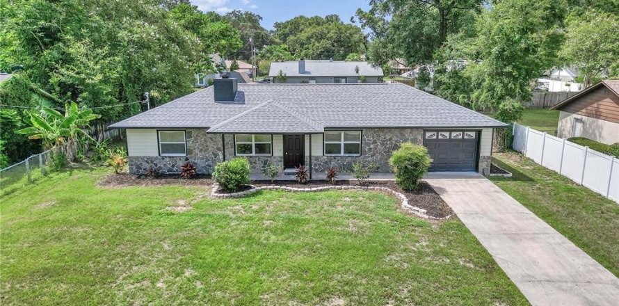 Villa ou maison à Ocala, Floride 3 chambres, 115.94 m2 № 1858211