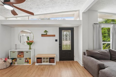 Купить виллу или дом в Брейдентон, Флорида 6 комнат, 119.47м2, № 2339456 - фото 3