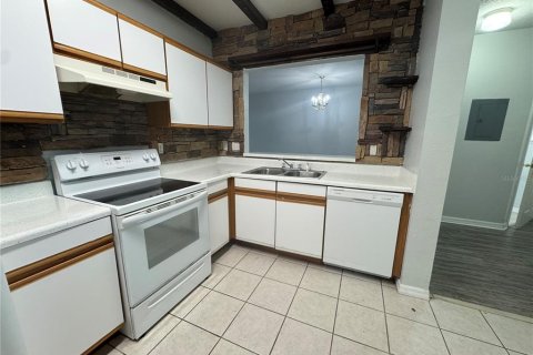 Copropriété à louer à Riverview, Floride: 3 chambres, 106.93 m2 № 2099179 - photo 4