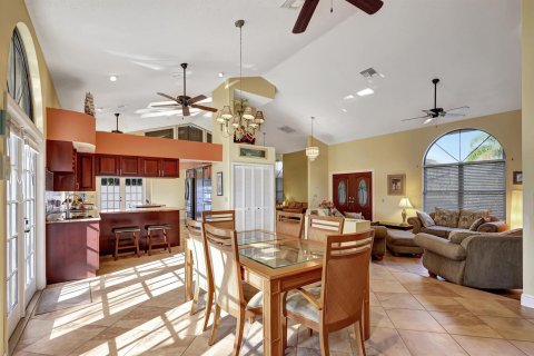 Casa en alquiler en St. Lucie, Florida, 3 dormitorios, 221.01 m2 № 2247616 - foto 12