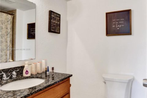 Copropriété à louer à Doral, Floride: 2 chambres, 98.48 m2 № 1965186 - photo 18