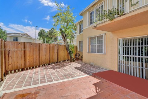 Copropriété à louer à Doral, Floride: 2 chambres, 98.48 m2 № 1965186 - photo 20
