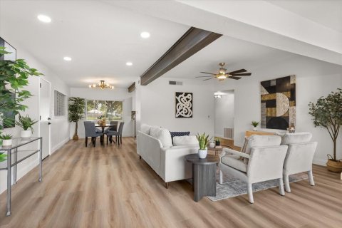 House in Orlando, Florida 3 bedrooms, 157.19 sq.m. № 1837750 - photo 14