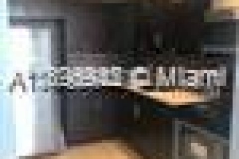 Condo in North Miami, Florida, 1 bedroom № 2060192 - photo 7