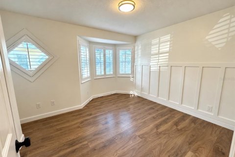 Touwnhouse à louer à Tampa, Floride: 2 chambres, 88.81 m2 № 2429377 - photo 13