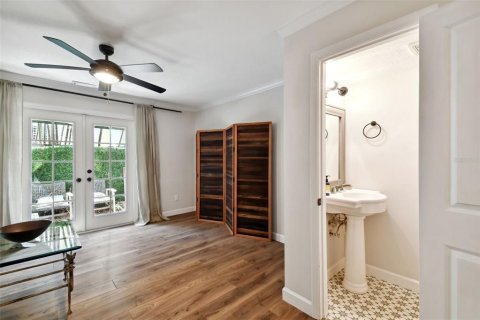 Touwnhouse à louer à Tampa, Floride: 2 chambres, 88.81 m2 № 2429377 - photo 7