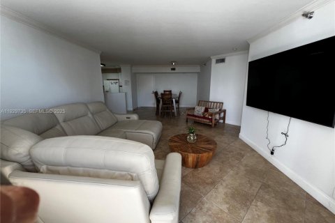 Copropriété à vendre à Aventura, Floride: 2 chambres, 109.72 m2 № 1989670 - photo 10