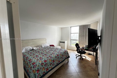 Copropriété à vendre à Aventura, Floride: 2 chambres, 109.72 m2 № 1989670 - photo 11