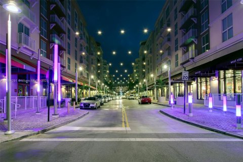 Condominio en venta en Miami, Florida, 1 dormitorio, 71.53 m2 № 1946093 - foto 27