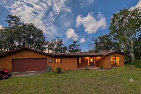 House in Deltona, Florida 2 bedrooms, 158.96 sq.m. № 2308667