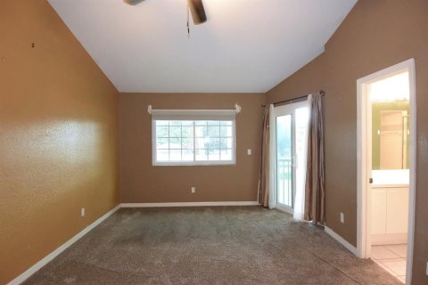 Townhouse in Palm Harbor, Florida 3 bedrooms, 152.73 sq.m. № 1901630 - photo 16