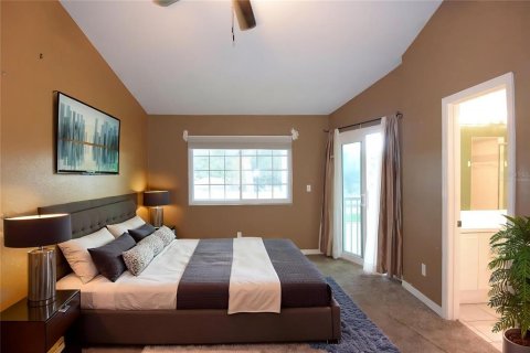 Townhouse in Palm Harbor, Florida 3 bedrooms, 152.73 sq.m. № 1901630 - photo 13