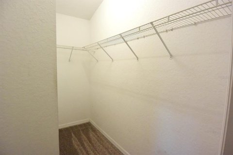 Townhouse in Palm Harbor, Florida 3 bedrooms, 152.73 sq.m. № 1901630 - photo 15