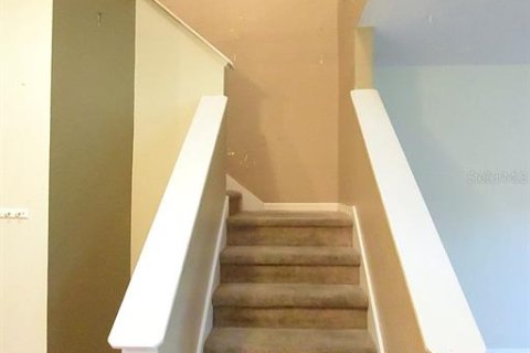 Townhouse in Palm Harbor, Florida 3 bedrooms, 152.73 sq.m. № 1901630 - photo 12