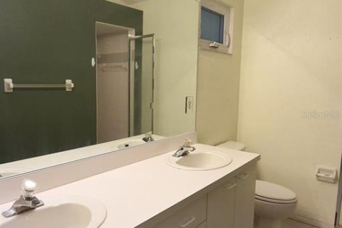 Townhouse in Palm Harbor, Florida 3 bedrooms, 152.73 sq.m. № 1901630 - photo 20