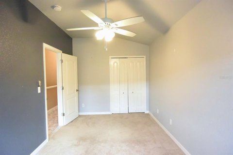 Townhouse in Palm Harbor, Florida 3 bedrooms, 152.73 sq.m. № 1901630 - photo 28