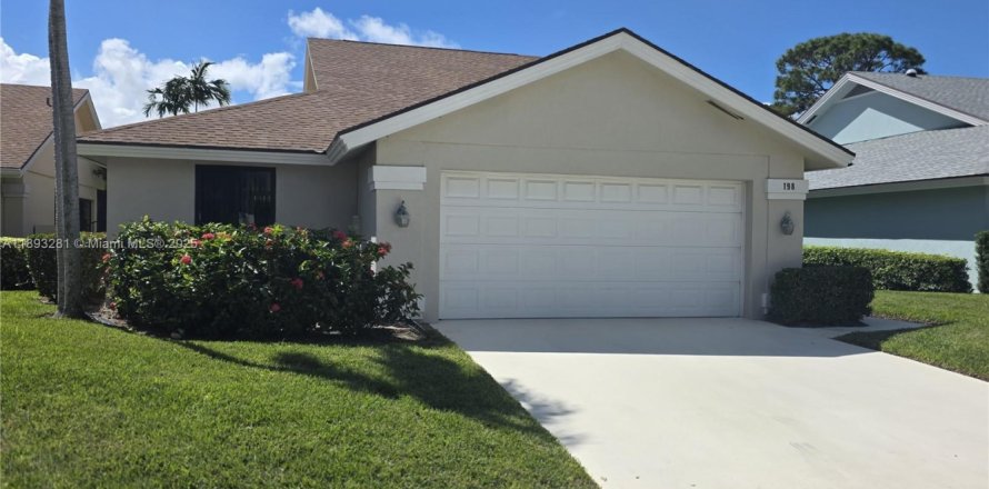 Casa en Jupiter, Florida 3 dormitorios, 175.49 m2 № 1945252