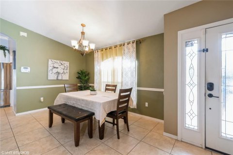 Casa en venta en Saint Lucie, Florida, 4 dormitorios, 203.08 m2 № 1557652 - foto 5