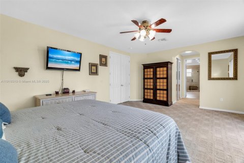 Villa ou maison à vendre à Pembroke Pines, Floride: 5 chambres, 321.53 m2 № 1966462 - photo 27