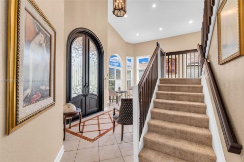 Villa ou maison à vendre à Pembroke Pines, Floride: 5 chambres, 321.53 m2 № 1966462 - photo 6