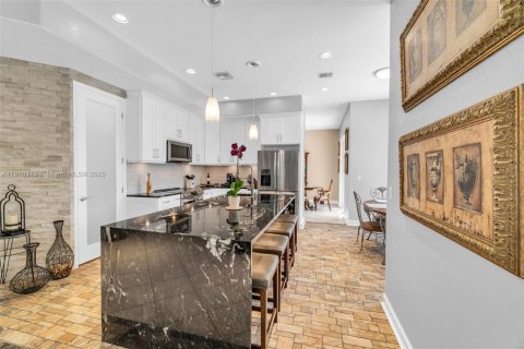 Villa ou maison à vendre à Pembroke Pines, Floride: 5 chambres, 321.53 m2 № 1966462 - photo 15