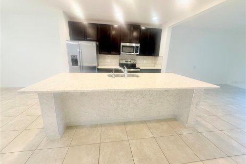 Touwnhouse à louer à Davenport, Floride: 3 chambres, 149.2 m2 № 2416229 - photo 12