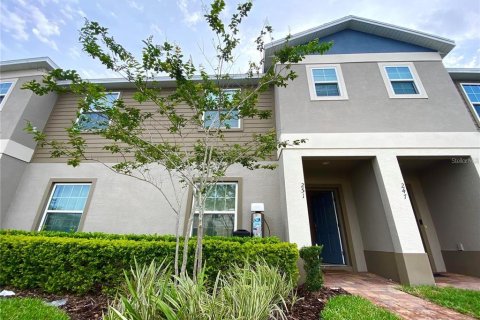 Touwnhouse à Davenport, Floride 3 chambres, 149.2 m2 № 2416229