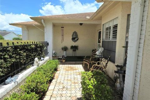 Casa en venta en New Port Richey, Florida, 2 dormitorios, 162.3 m2 № 1838534 - foto 7