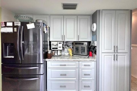 Casa en venta en New Port Richey, Florida, 2 dormitorios, 162.3 m2 № 1838534 - foto 27
