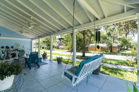 House in Tampa, Florida 6 bedrooms, 313.45 sq.m. № 1785367 - photo 3