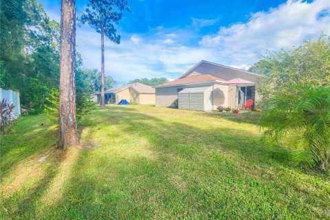 House in Palm Coast, Florida 4 bedrooms, 145.11 sq.m. № 1260390 - photo 2