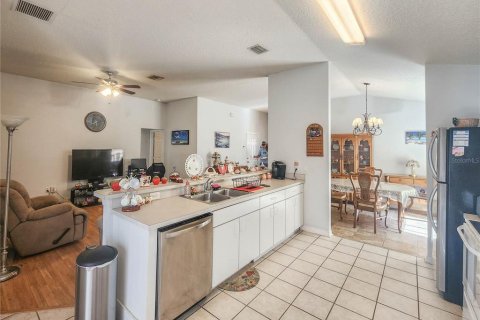 House in Palm Coast, Florida 4 bedrooms, 145.11 sq.m. № 1260390 - photo 10