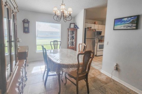 House in Palm Coast, Florida 4 bedrooms, 145.11 sq.m. № 1260390 - photo 13