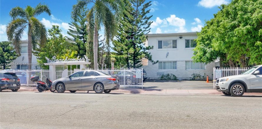 Condo in Miami Beach, Florida, 1 bedroom № 1961661