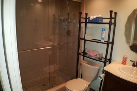 Condo in Bradenton, Florida, 2 bedrooms  № 1129407 - photo 11