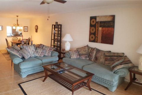 Condo in Bradenton, Florida, 2 bedrooms  № 1129407 - photo 8