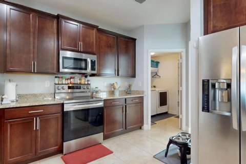 Villa ou maison à vendre à Port St. Lucie, Floride: 4 chambres, 221.94 m2 № 2178811 - photo 18