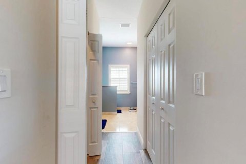 Villa ou maison à vendre à Port St. Lucie, Floride: 4 chambres, 221.94 m2 № 2178811 - photo 27