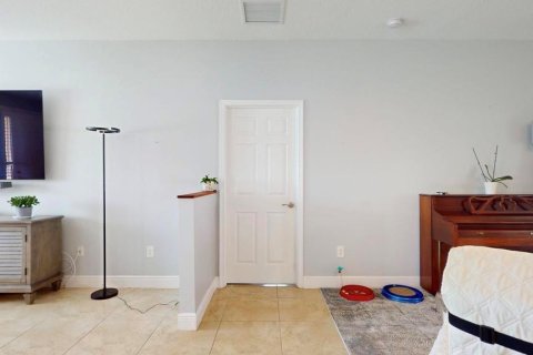 Villa ou maison à vendre à Port St. Lucie, Floride: 4 chambres, 221.94 m2 № 2178811 - photo 22