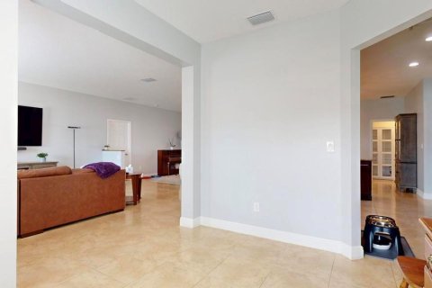 Villa ou maison à vendre à Port St. Lucie, Floride: 4 chambres, 221.94 m2 № 2178811 - photo 14
