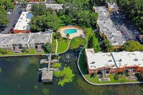 Condo in Orlando, Florida, 2 bedrooms  № 1886901 - photo 8