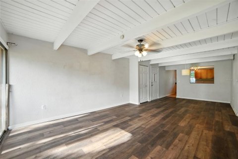 Condo in Orlando, Florida, 2 bedrooms  № 1886901 - photo 17