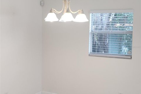 House in Tampa, Florida 3 bedrooms, 131.27 sq.m. № 2220499 - photo 5